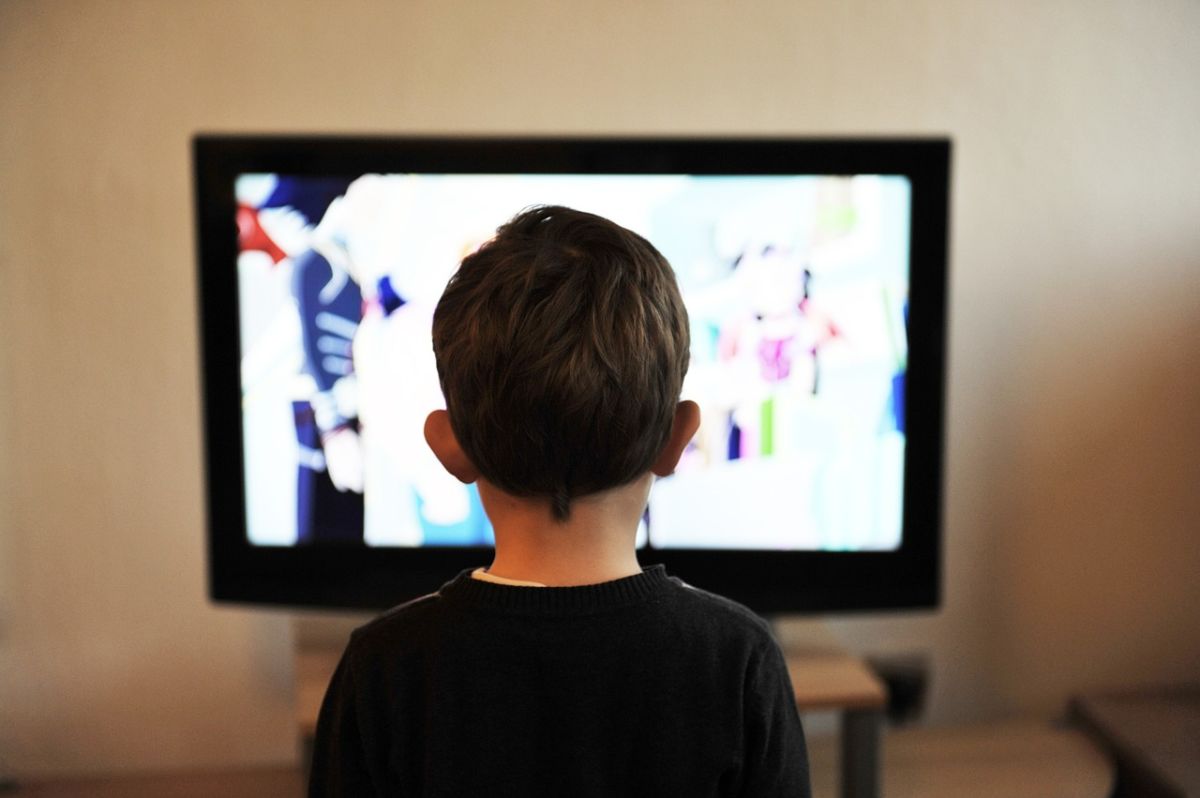 Как правильно выбрать диагональ телевизора? Считаем дюймы