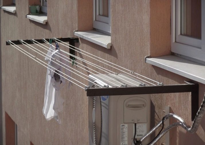 Разновидности сушилок для белья на балкон: какие они бывают?