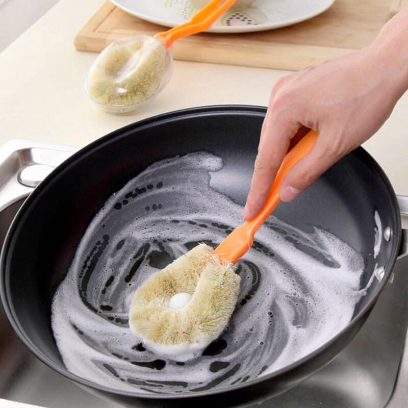 Как почистить сковородки от застарелой гари