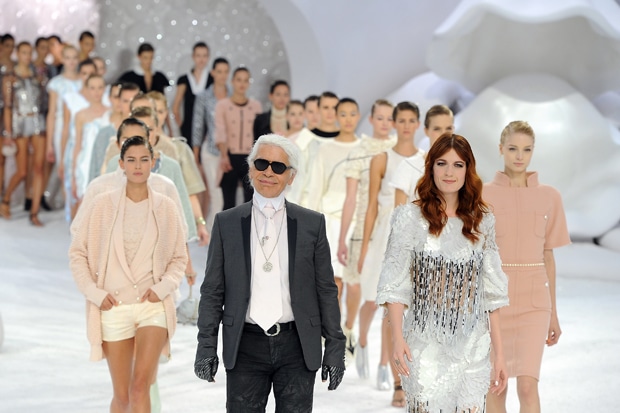 Одежда Karl Lagerfeld: плюсы и особенности бренда Карл Лагерфельд